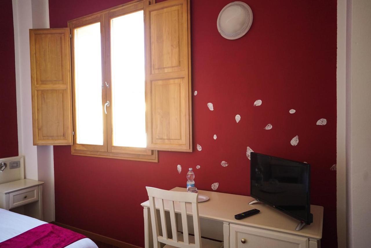 Hotel Il Crinale Grizzana Rom bilde